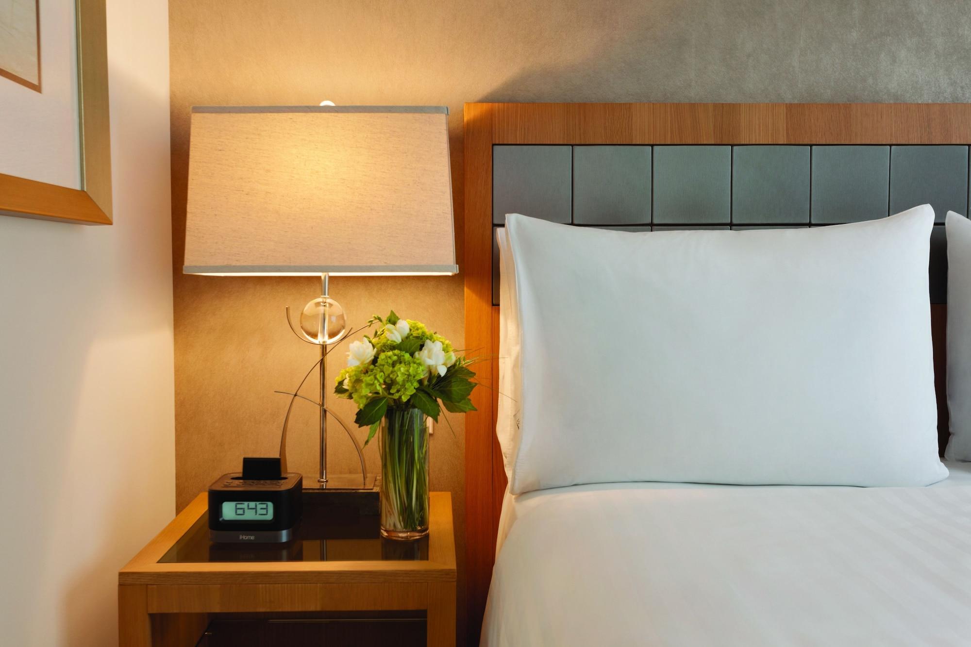 Executive Hotel Le Soleil New York Exterior photo