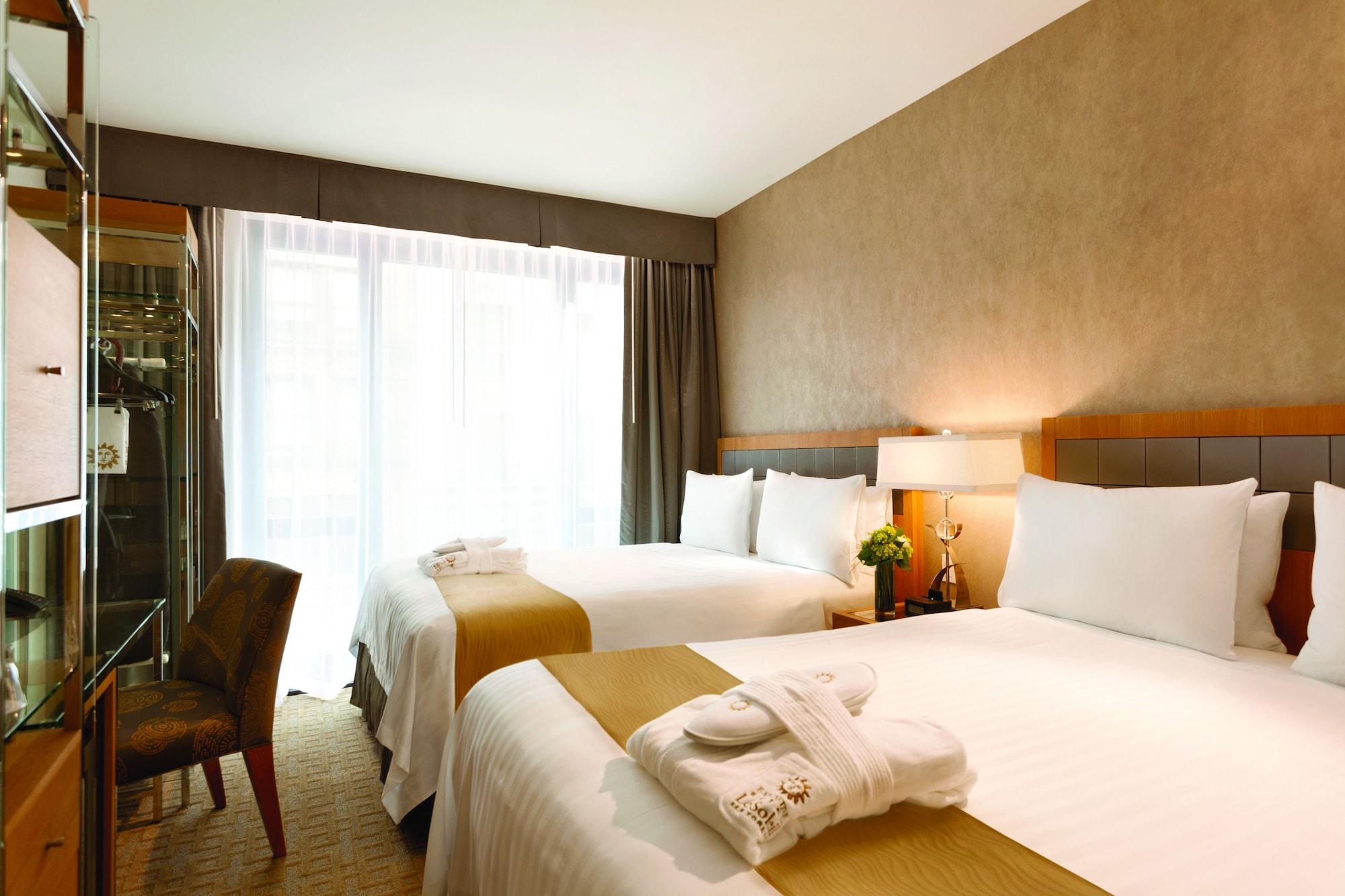 Executive Hotel Le Soleil New York Exterior photo